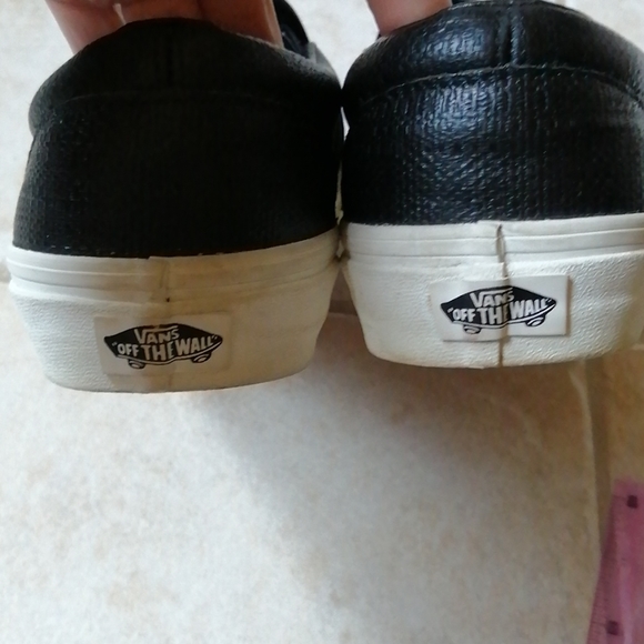 VANS Off the Wall Black Slip Ons Size 8 - Picture 10 of 15